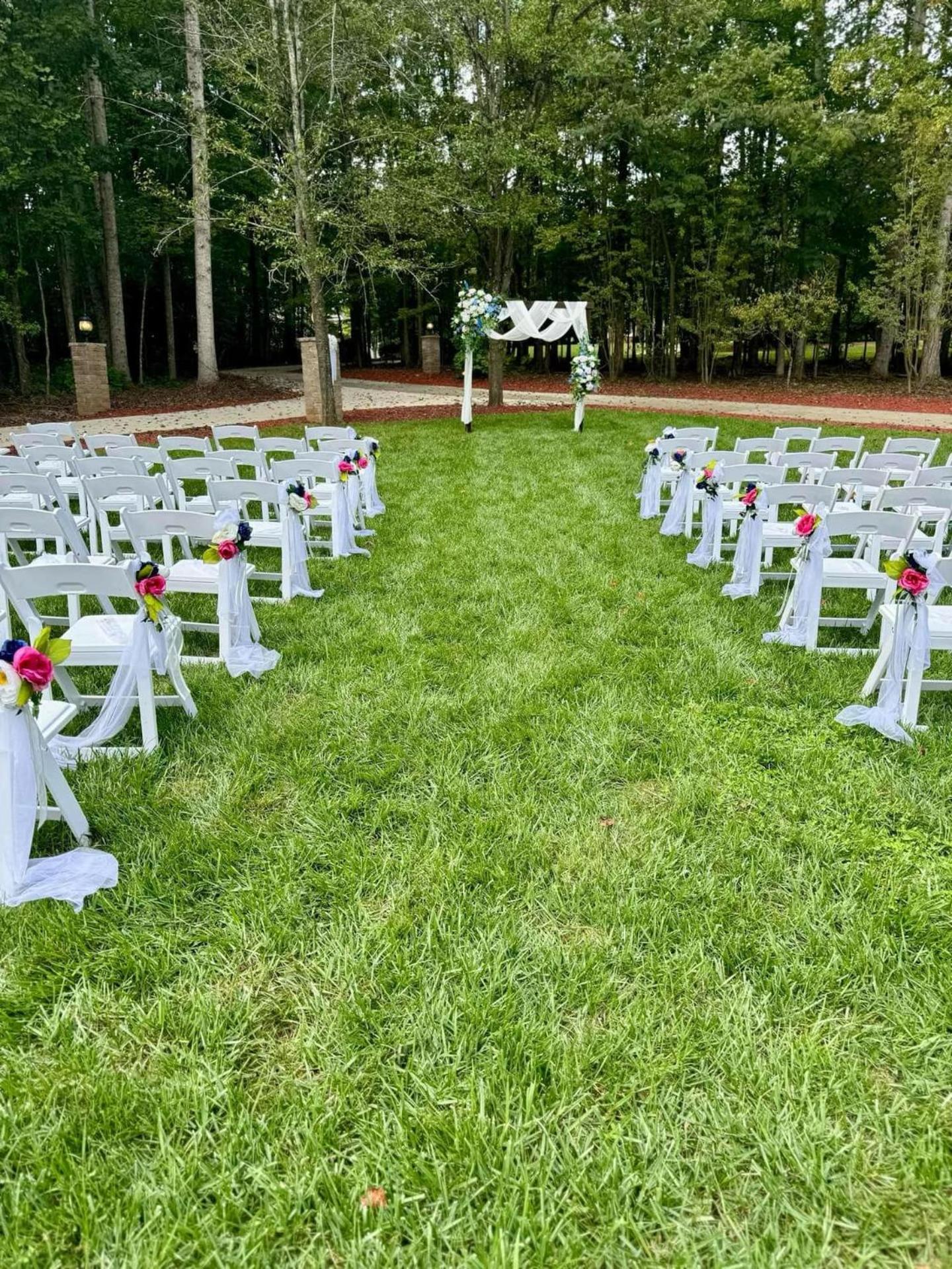 Whisper Chateau Weddings Reunions Groups 75 Plus 格林斯伯勒 外观 照片